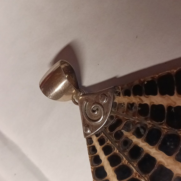 Natural Shell And Silver Necklace Charm - Picture 2 of 5